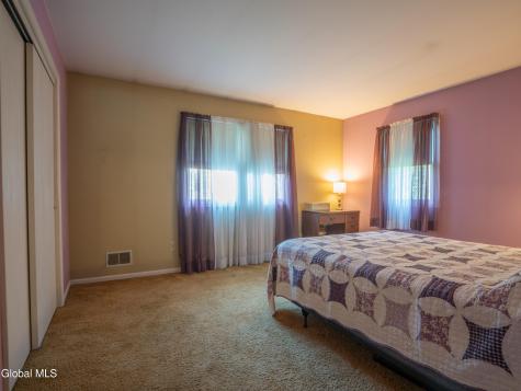 1159 Stacie Lane Rotterdam Junction NY 12150