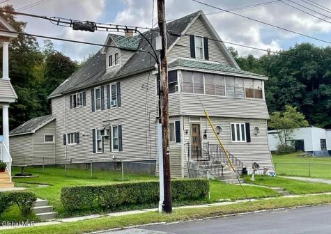 211 Forest Avenue Amsterdam NY 12010