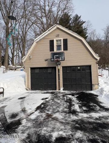 211 Forest Avenue Amsterdam NY 12010