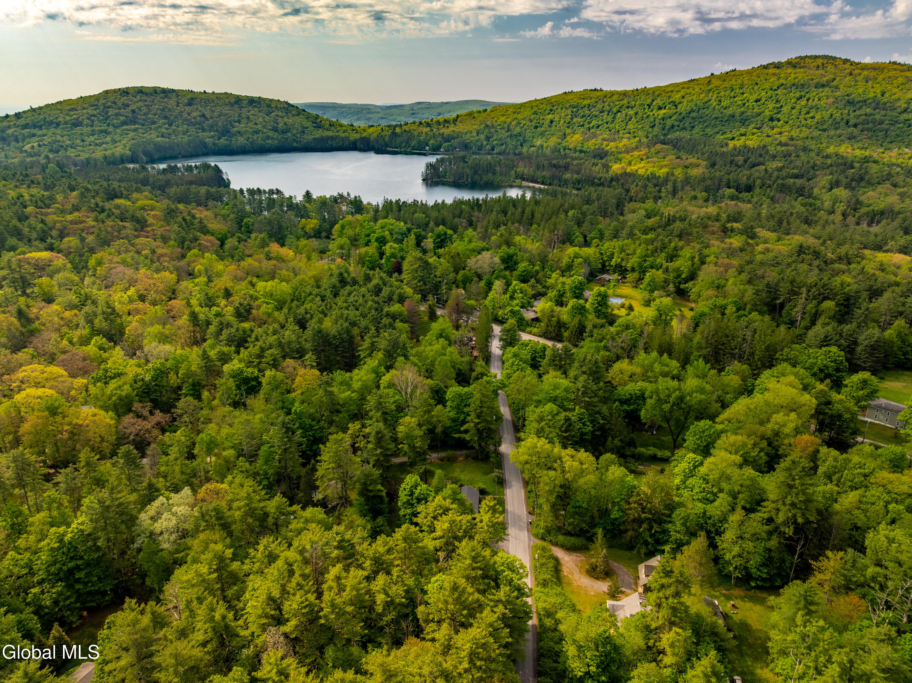25-29 Mink Hollow Road Woodstock NY 12498