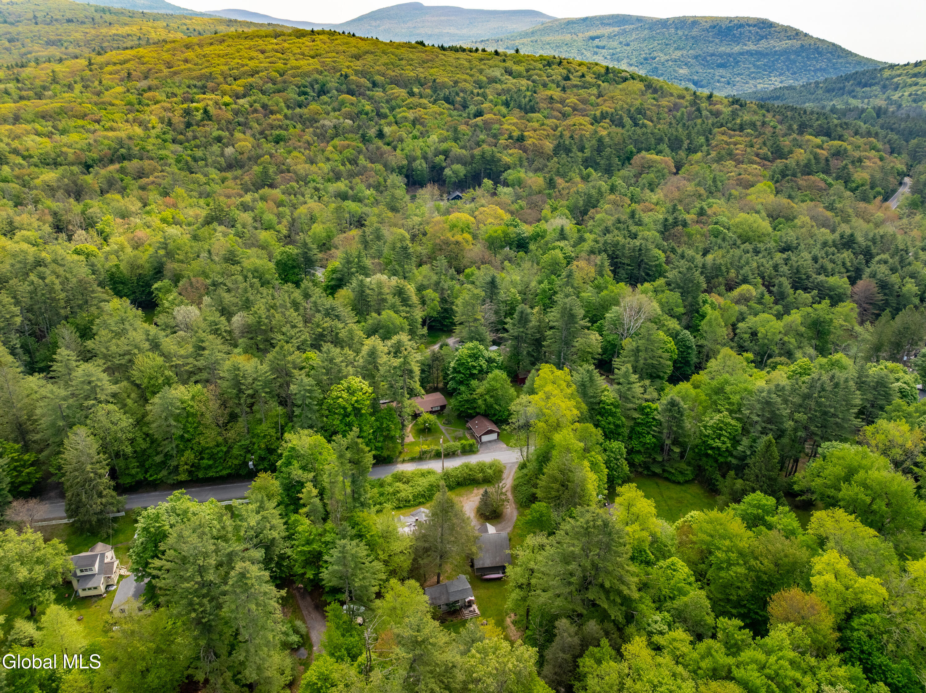 25-29 Mink Hollow Road Woodstock NY 12498