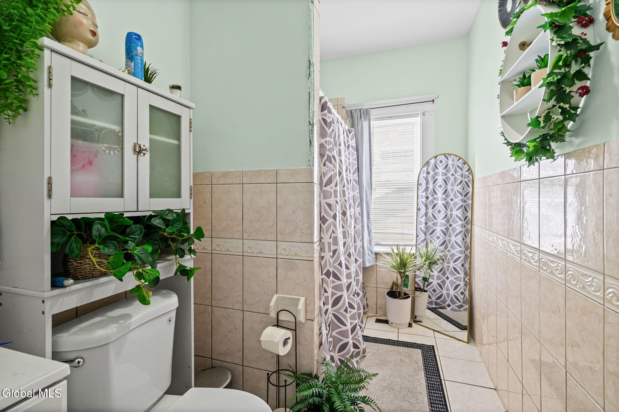 41 Lincoln Avenue Amsterdam NY 12010