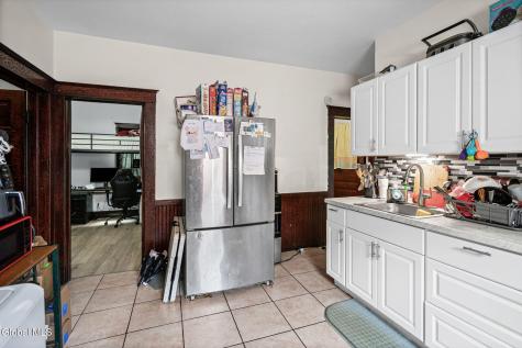 41 Lincoln Avenue Amsterdam NY 12010