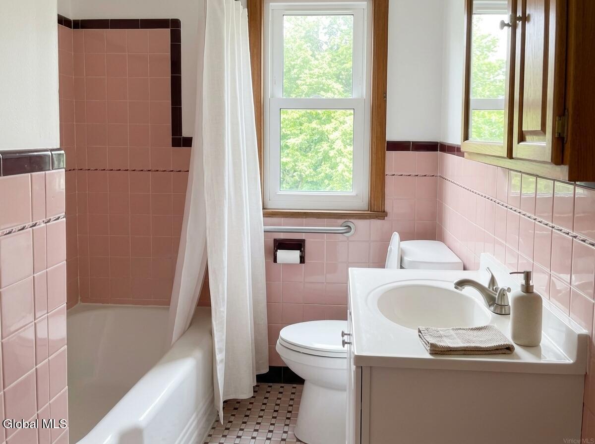 2151 Lenox Road Schenectady NY 12308