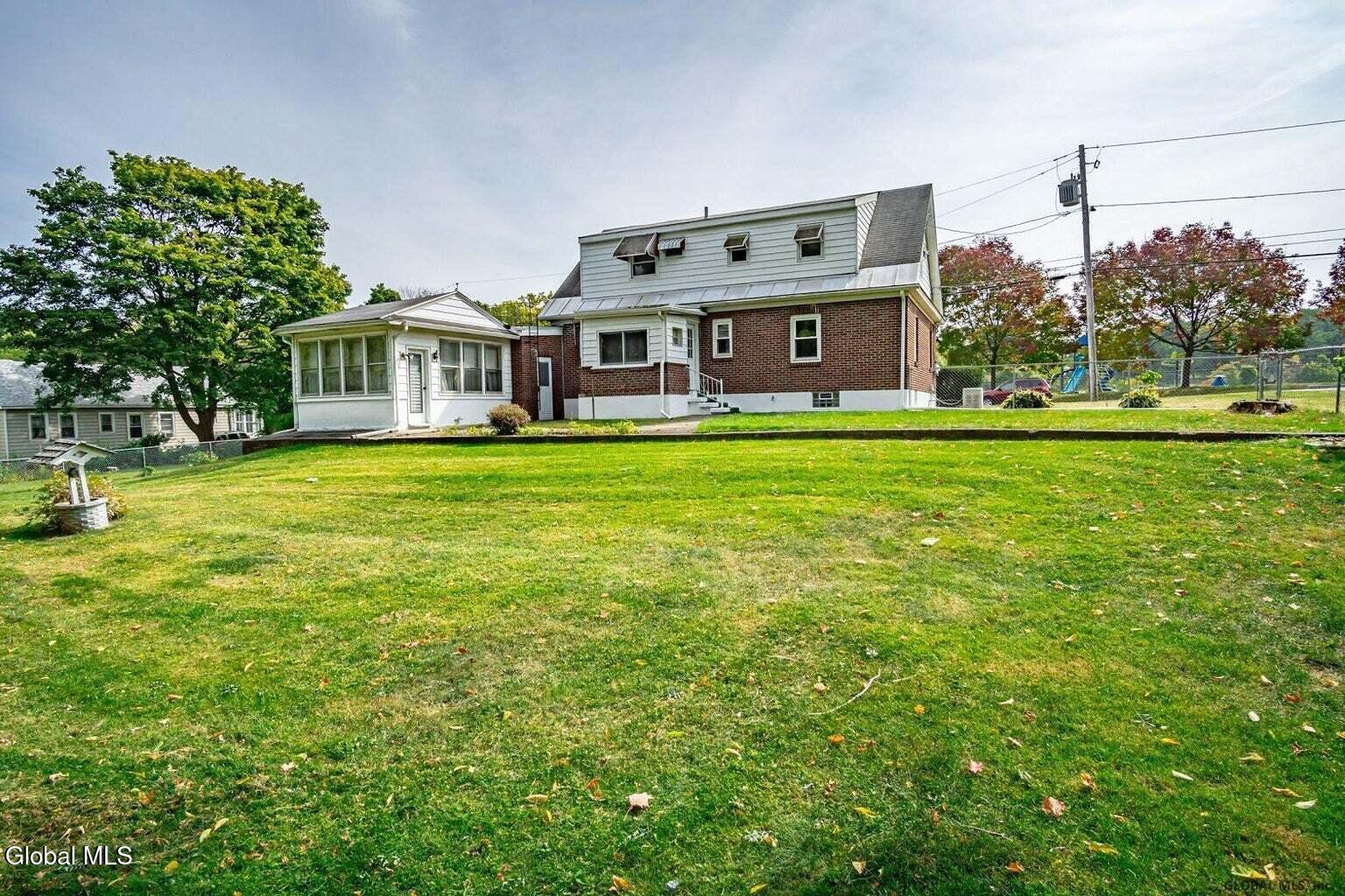 2151 Lenox Road Schenectady NY 12308