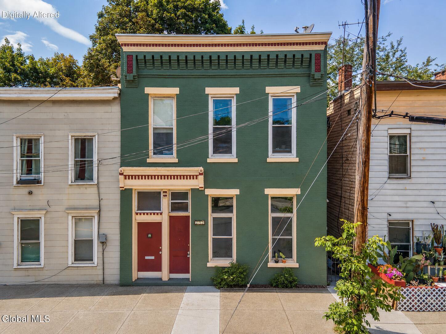 327 10th Street Troy NY 12180