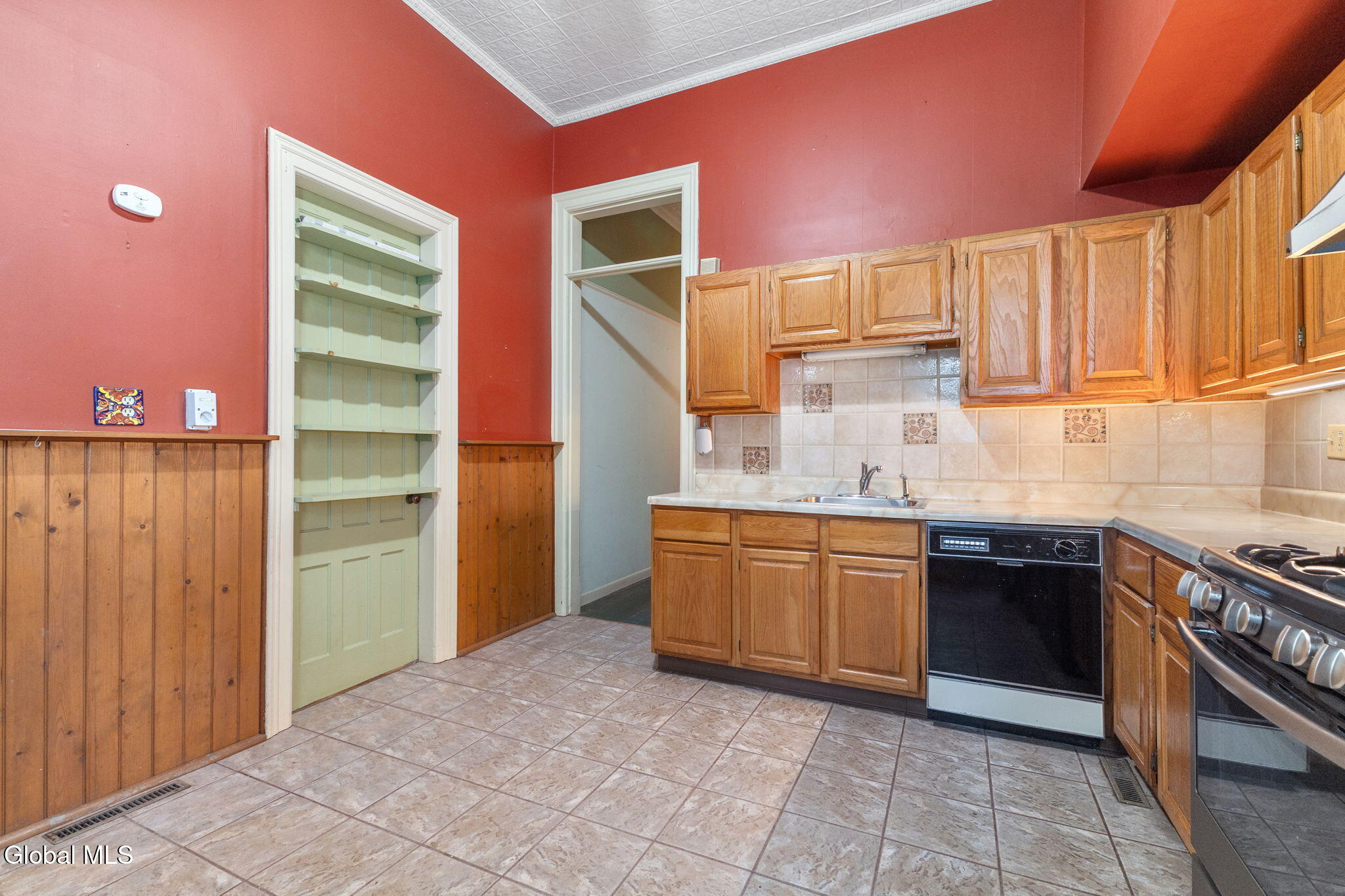 327 10th Street Troy NY 12180