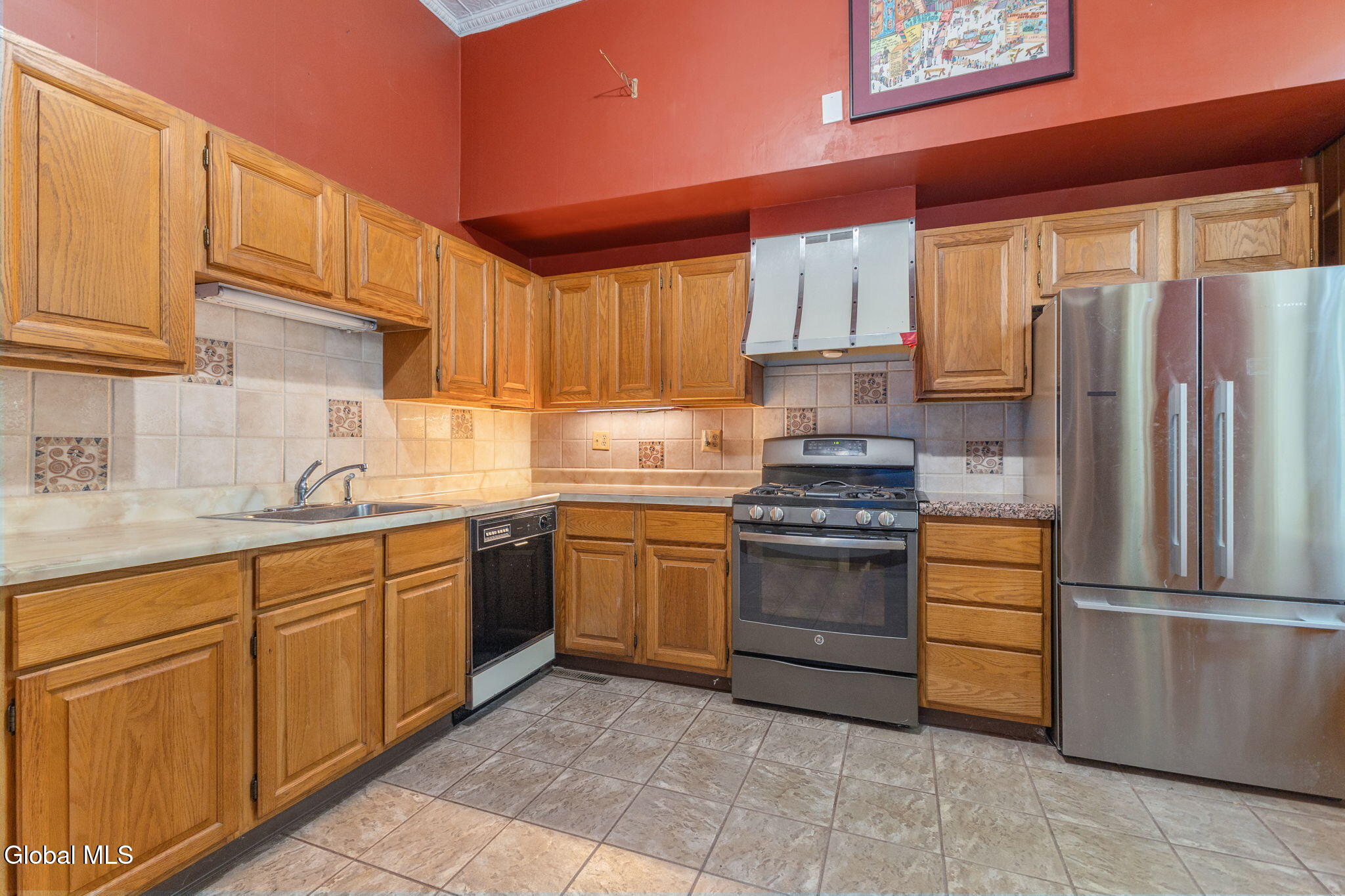 327 10th Street Troy NY 12180