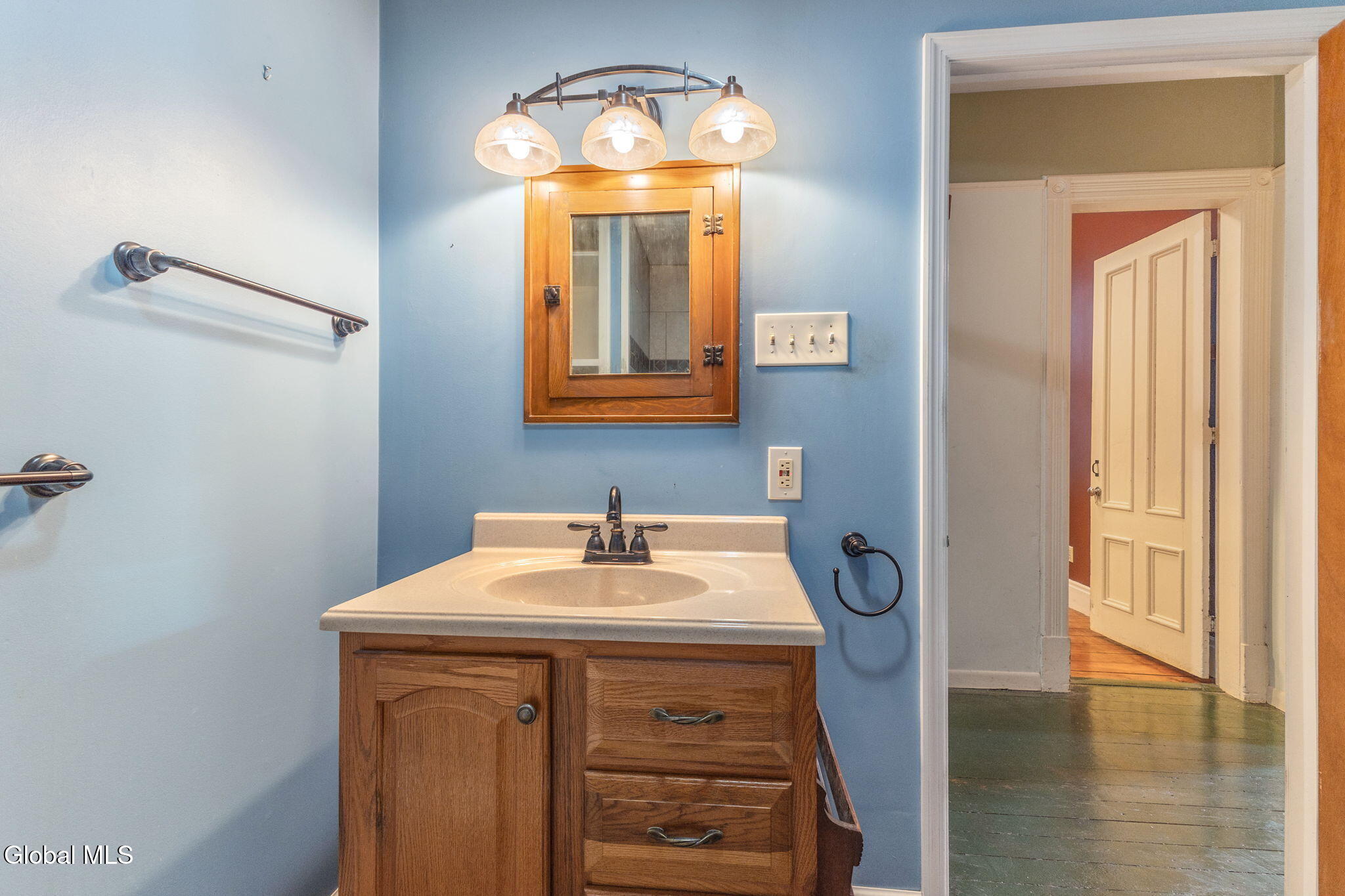 327 10th Street Troy NY 12180