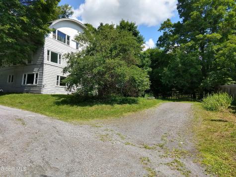 7 Holly Tree Road Stamford NY 12167