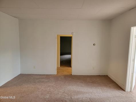 7 Holly Tree Road Stamford NY 12167