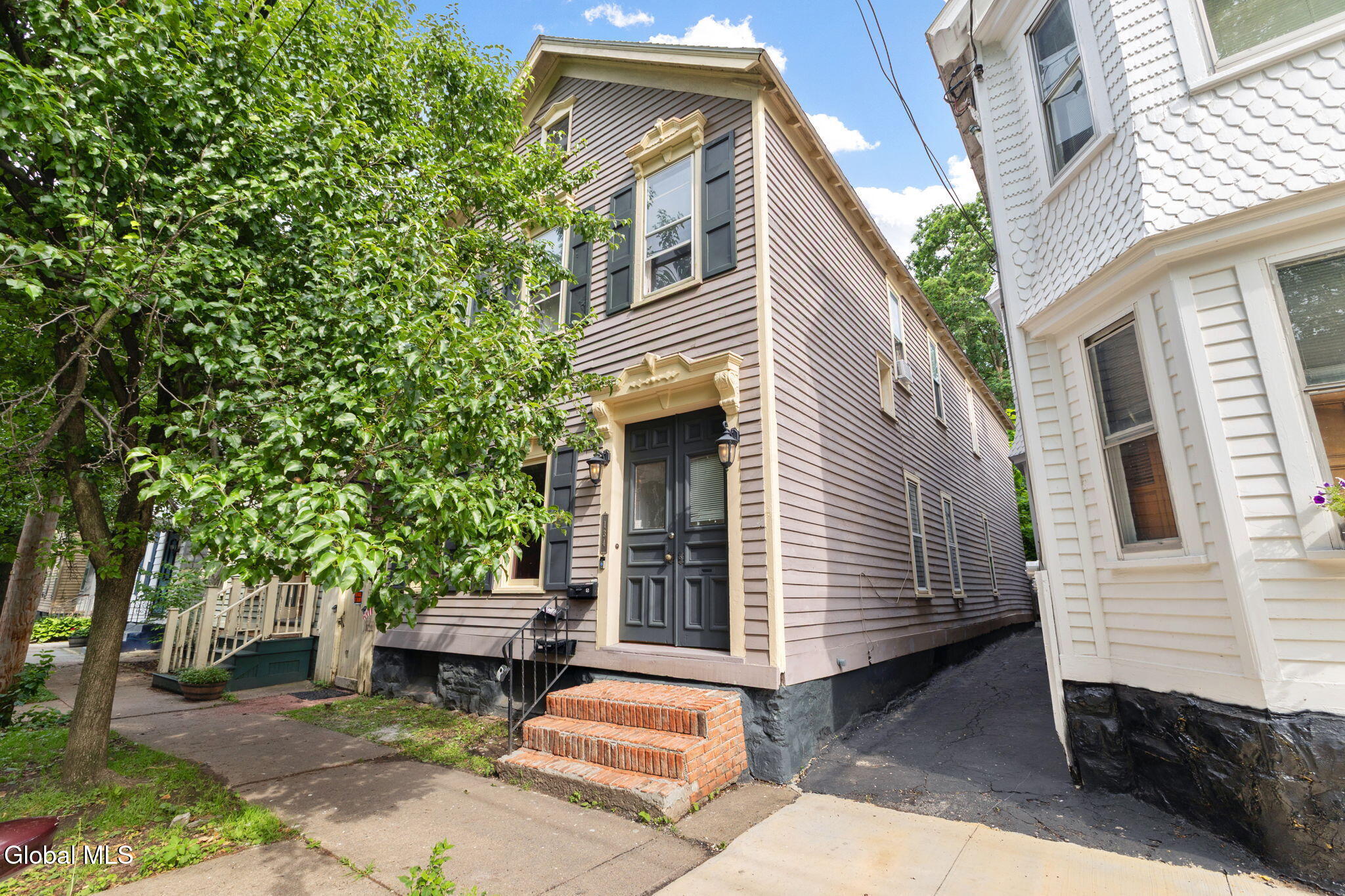 134 Front Street Schenectady NY 12305