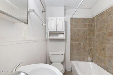 134 Front Street Schenectady NY 12305