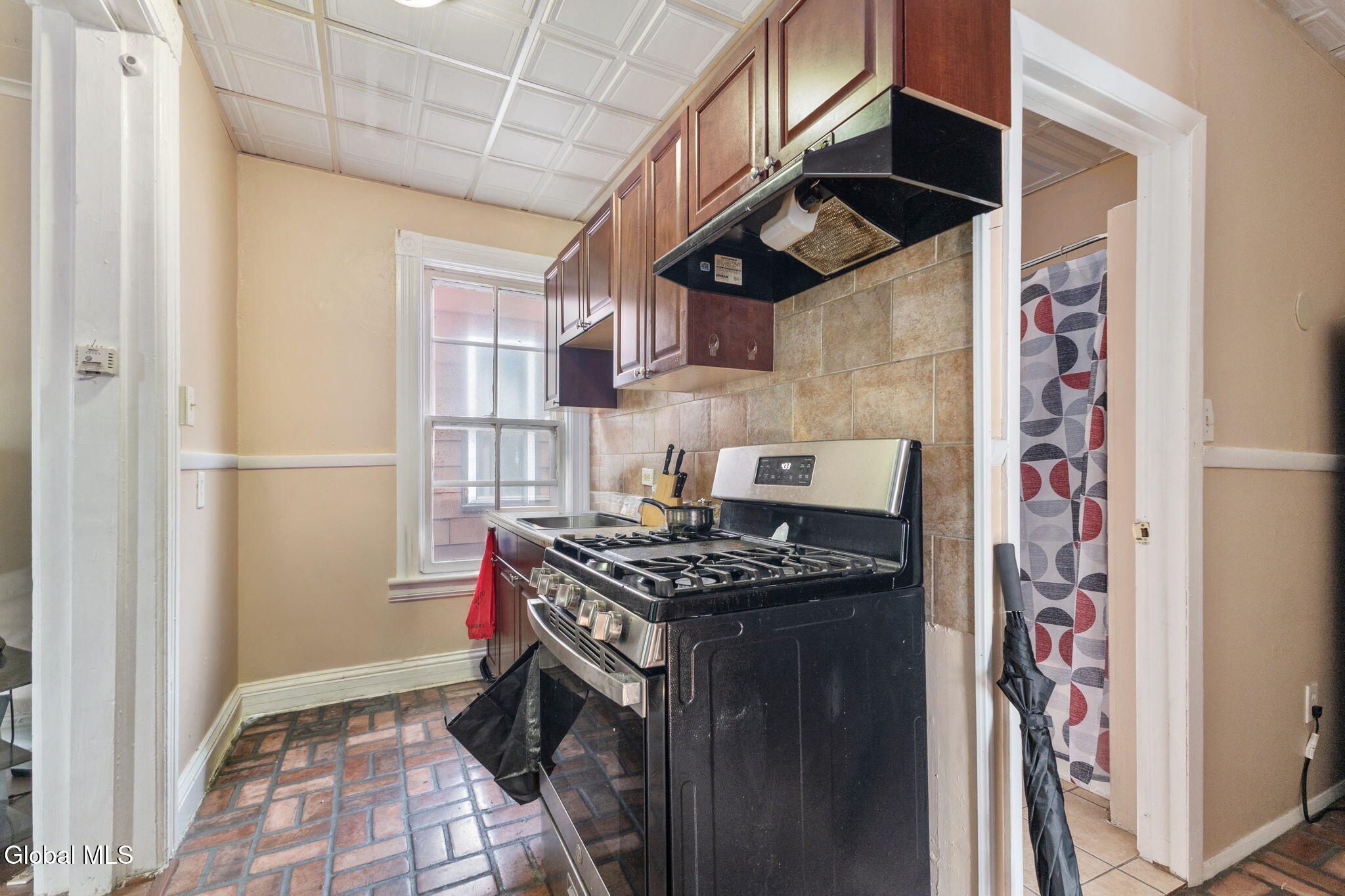 134 Front Street Schenectady NY 12305