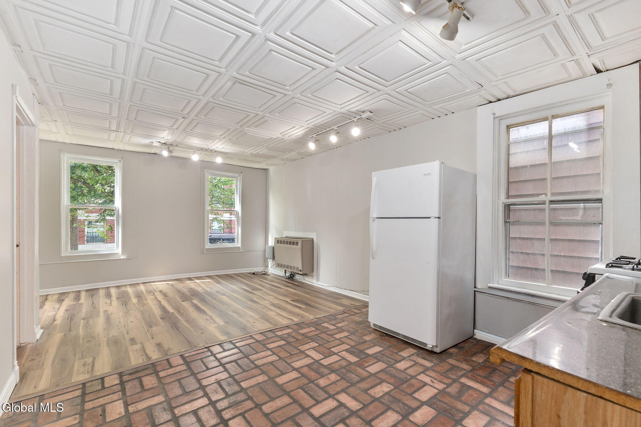 134 Front Street Schenectady NY 12305