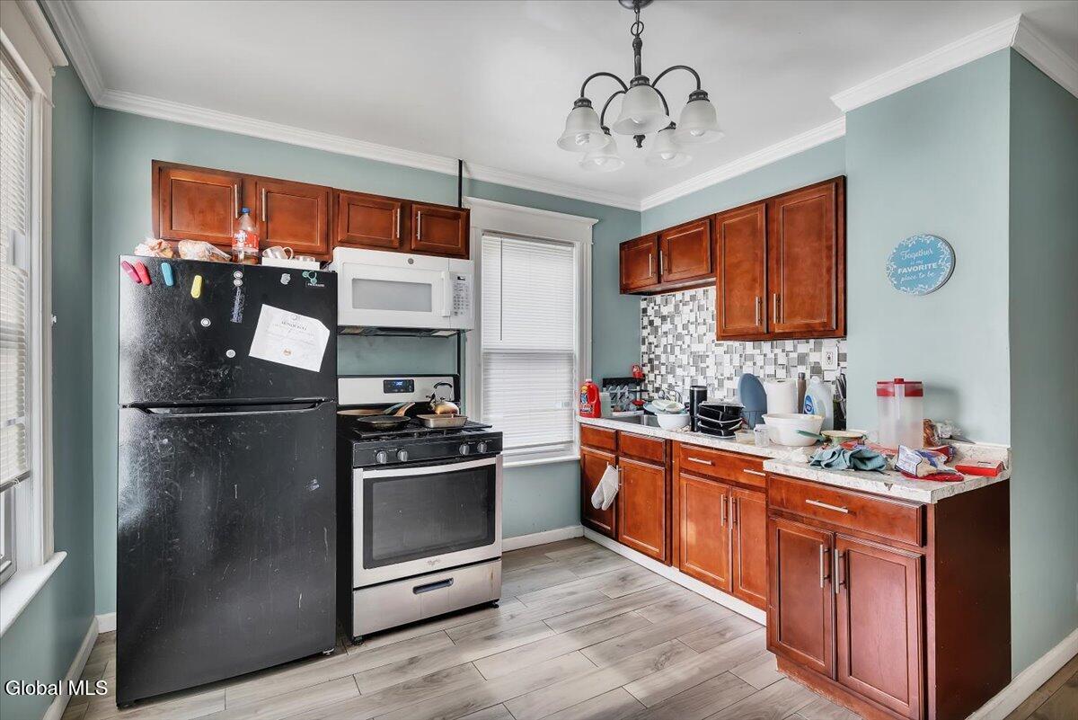 2418 Campbell Avenue Schenectady NY 12306