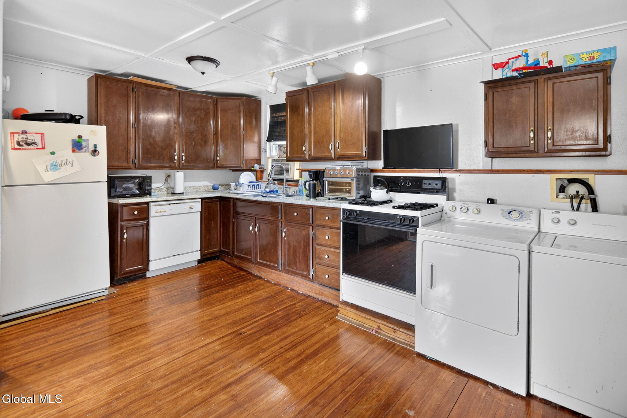 34 2nd Street Waterford NY 12188