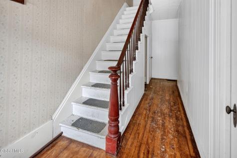 34 2nd Street Waterford NY 12188