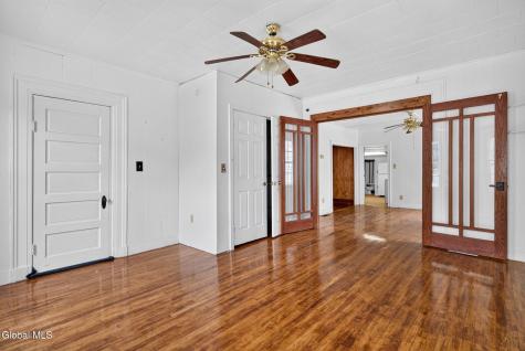 34 2nd Street Waterford NY 12188