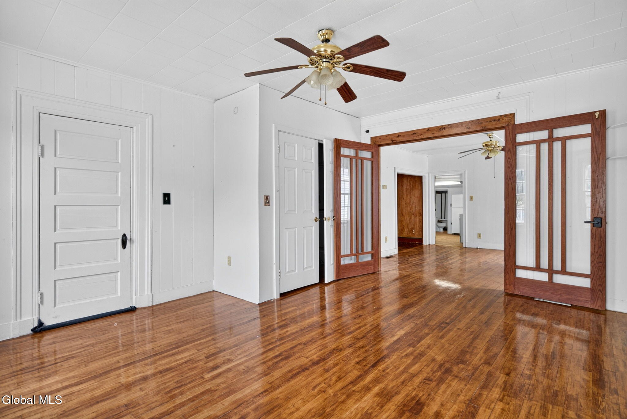34 2nd Street Waterford NY 12188