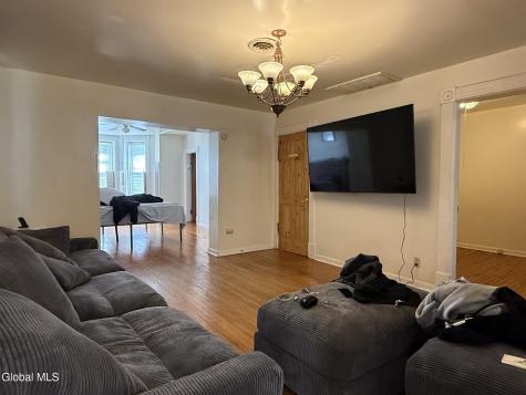 229 Green Street Schenectady NY 12305