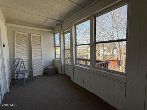 229 Green Street Schenectady NY 12305