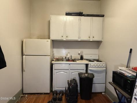 229 Green Street Schenectady NY 12305