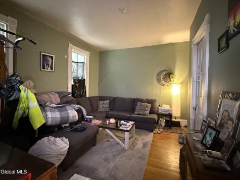 229 Green Street Schenectady NY 12305