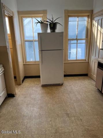 102 Degraff Street Schenectady NY 12308