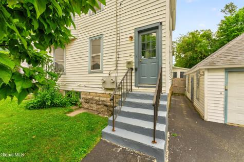 386 Division Street Amsterdam NY 12010