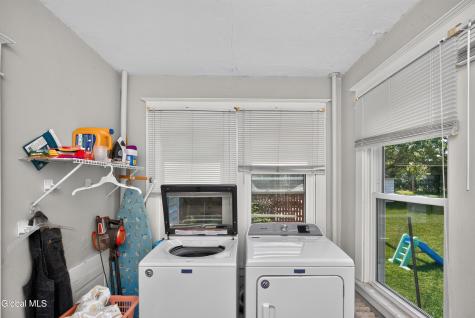27 Euclid Avenue Delmar NY 12054