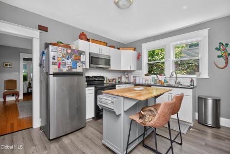 27 Euclid Avenue Delmar NY 12054