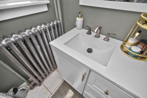 27 Euclid Avenue Delmar NY 12054