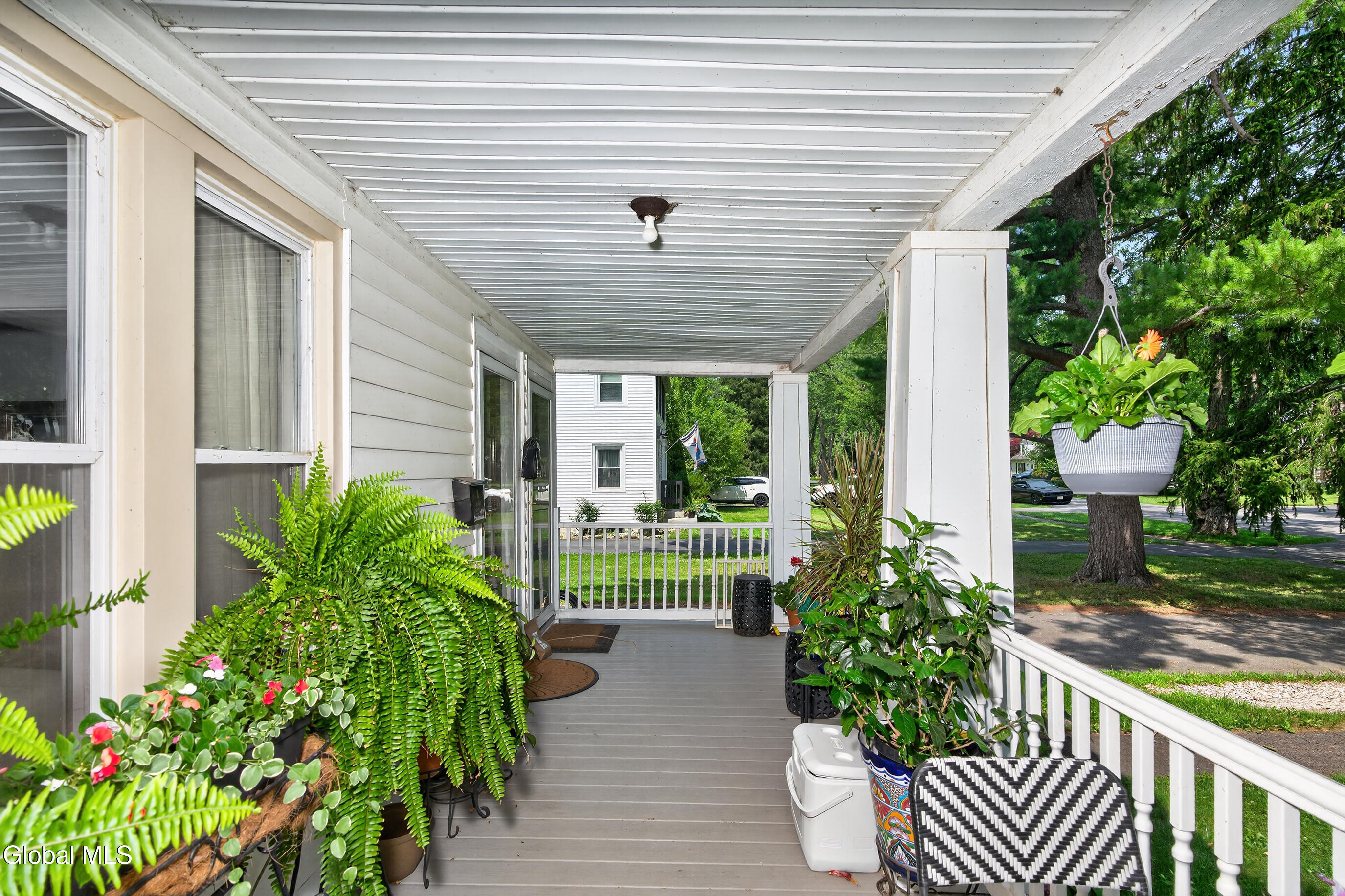 27 Euclid Avenue Delmar NY 12054