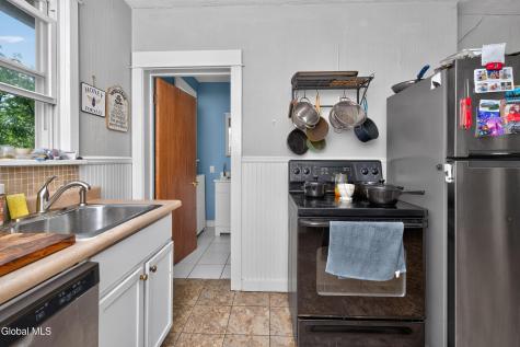 27 Euclid Avenue Delmar NY 12054