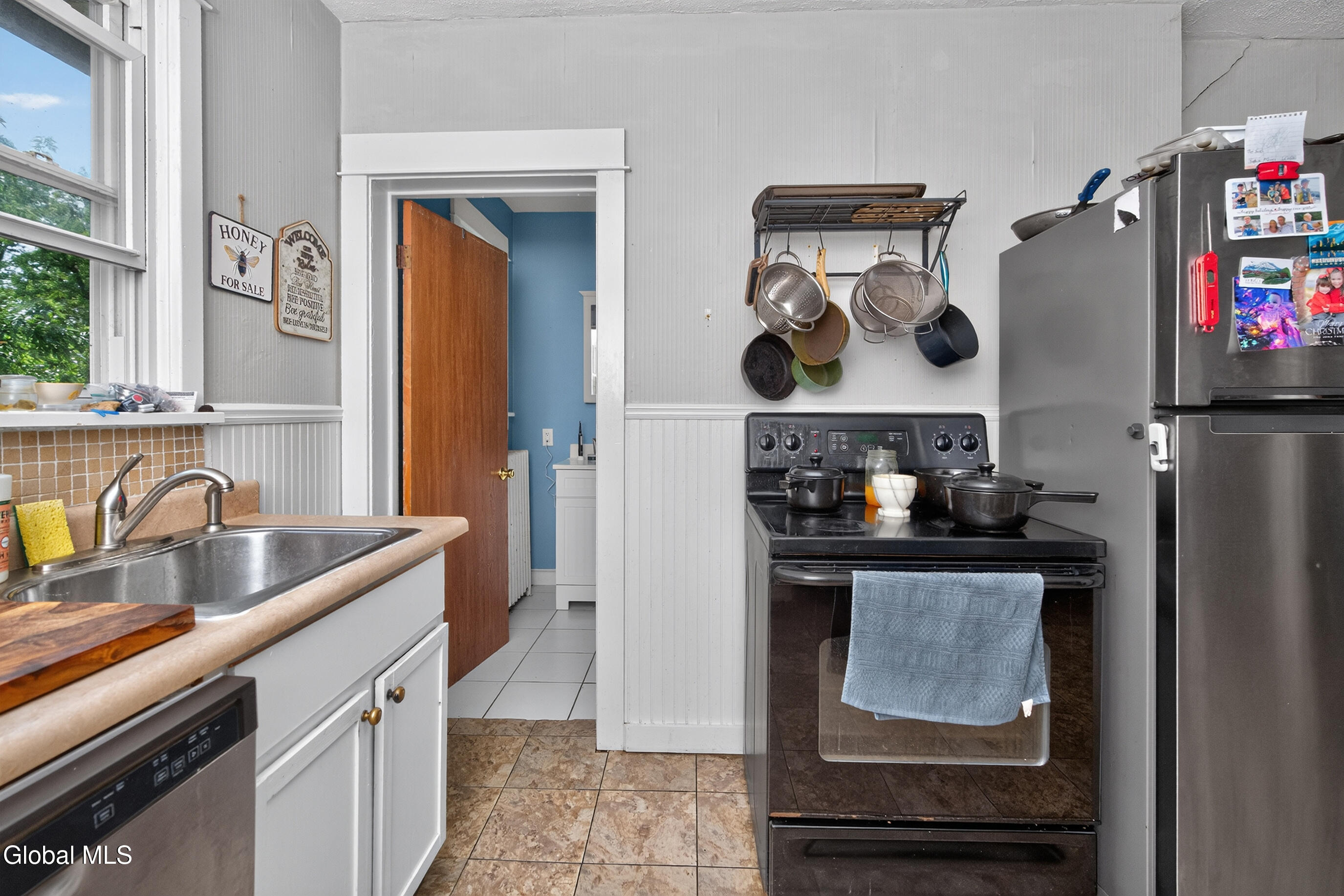 27 Euclid Avenue Delmar NY 12054