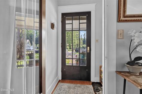 27 Euclid Avenue Delmar NY 12054