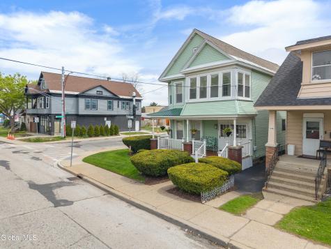 302-304 Michigan Avenue Schenectady NY 12303