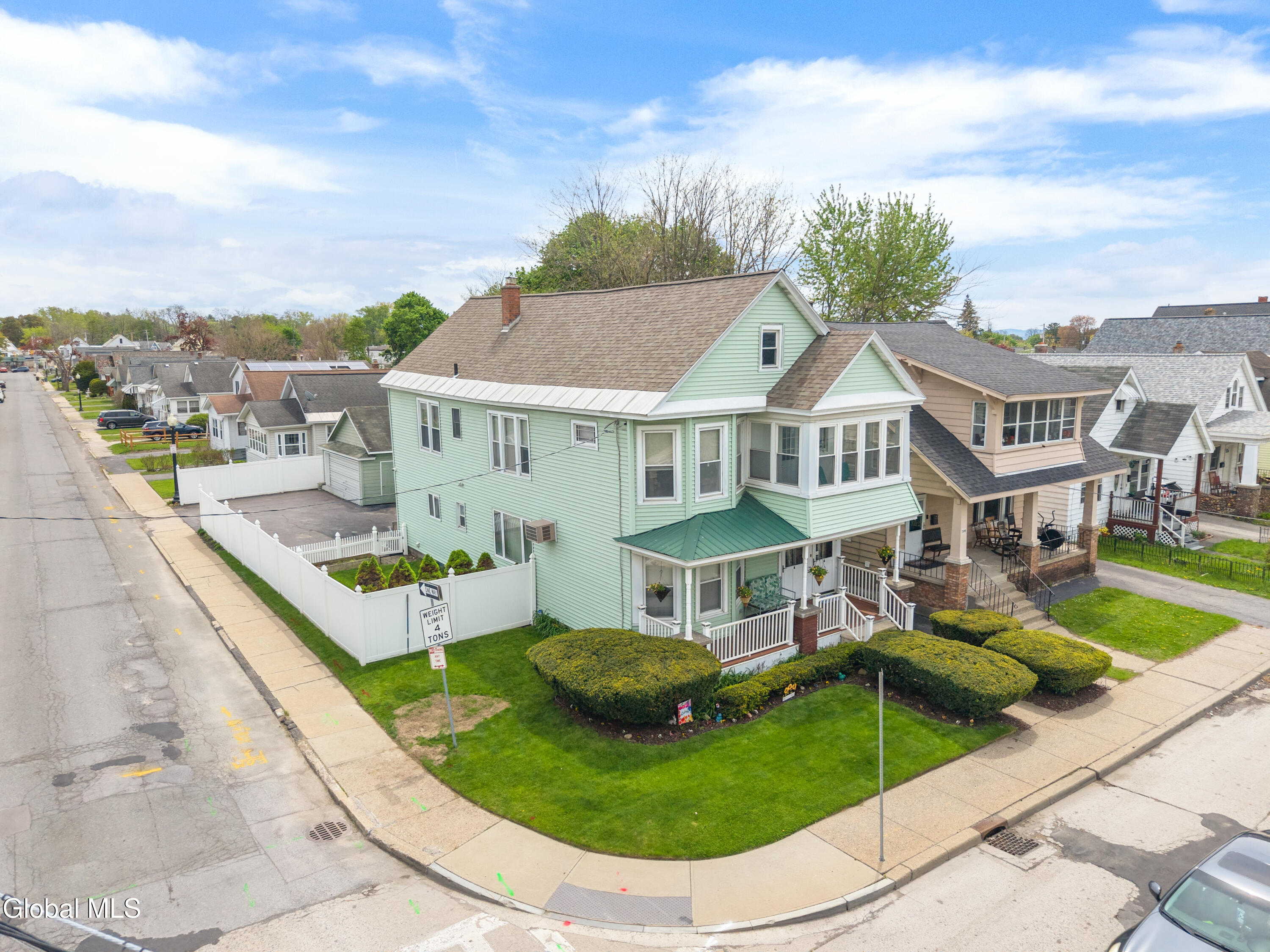 302-304 Michigan Avenue Schenectady NY 12303