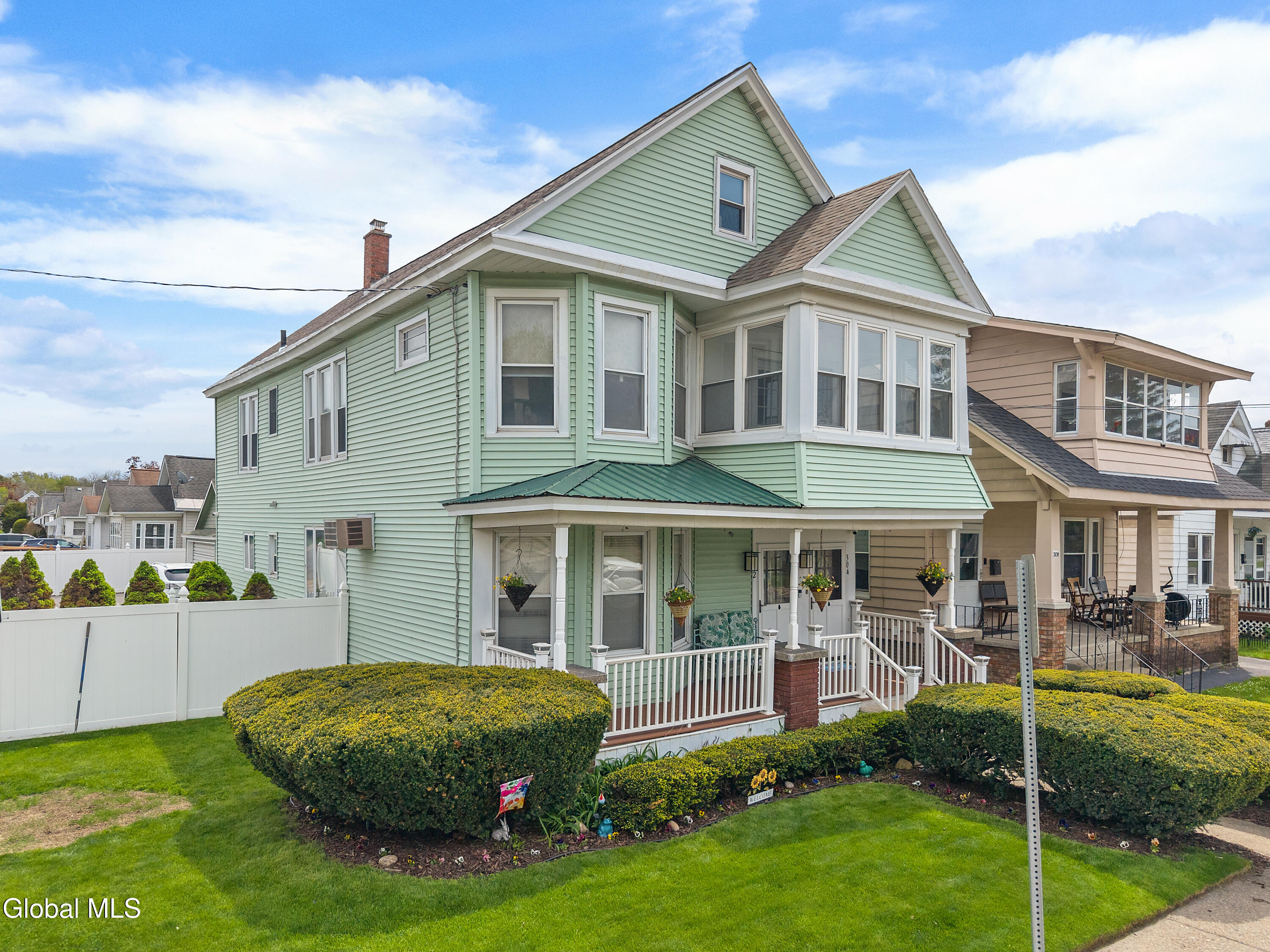 302-304 Michigan Avenue Schenectady NY 12303