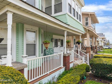 302-304 Michigan Avenue Schenectady NY 12303