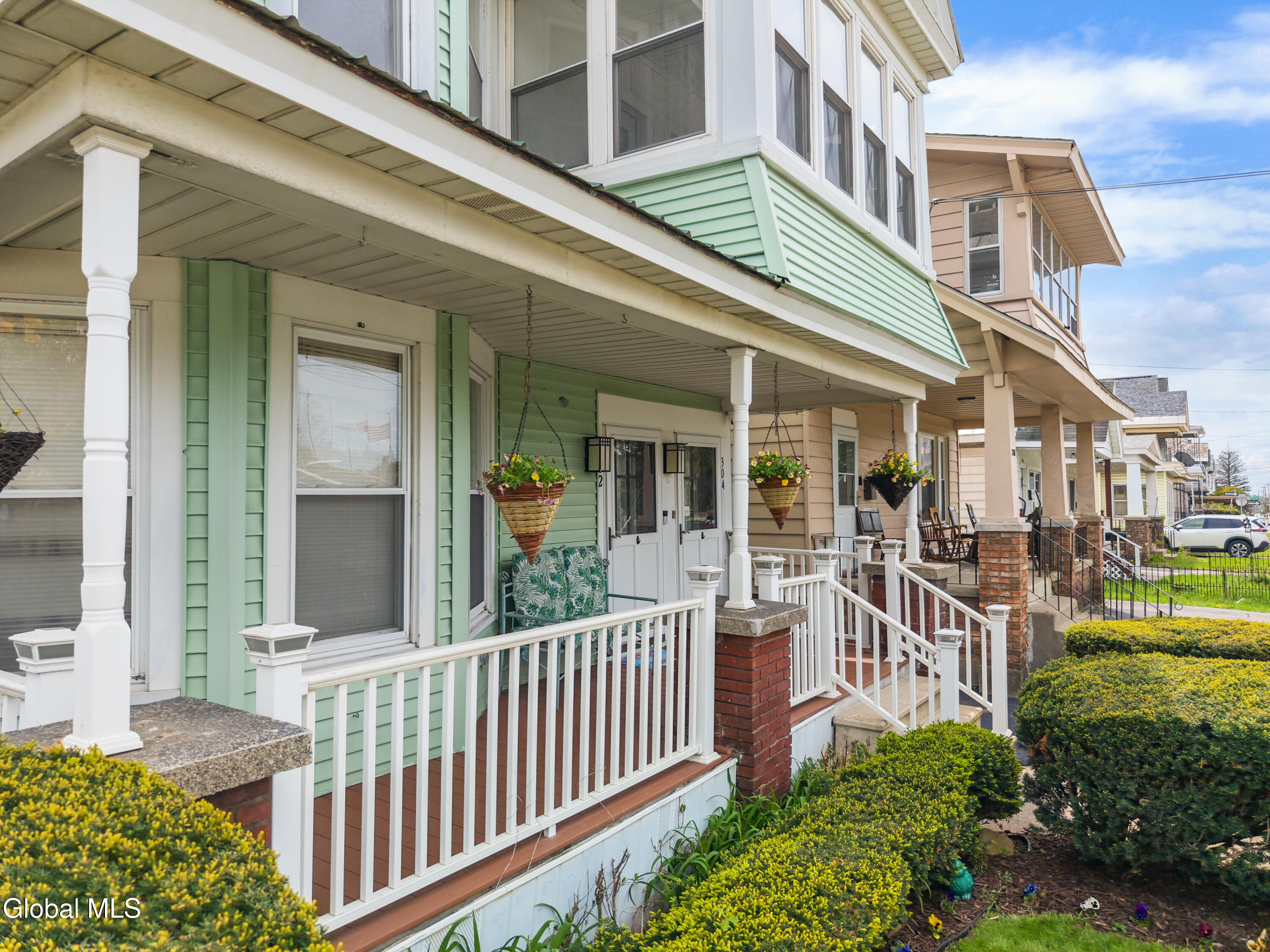 302-304 Michigan Avenue Schenectady NY 12303