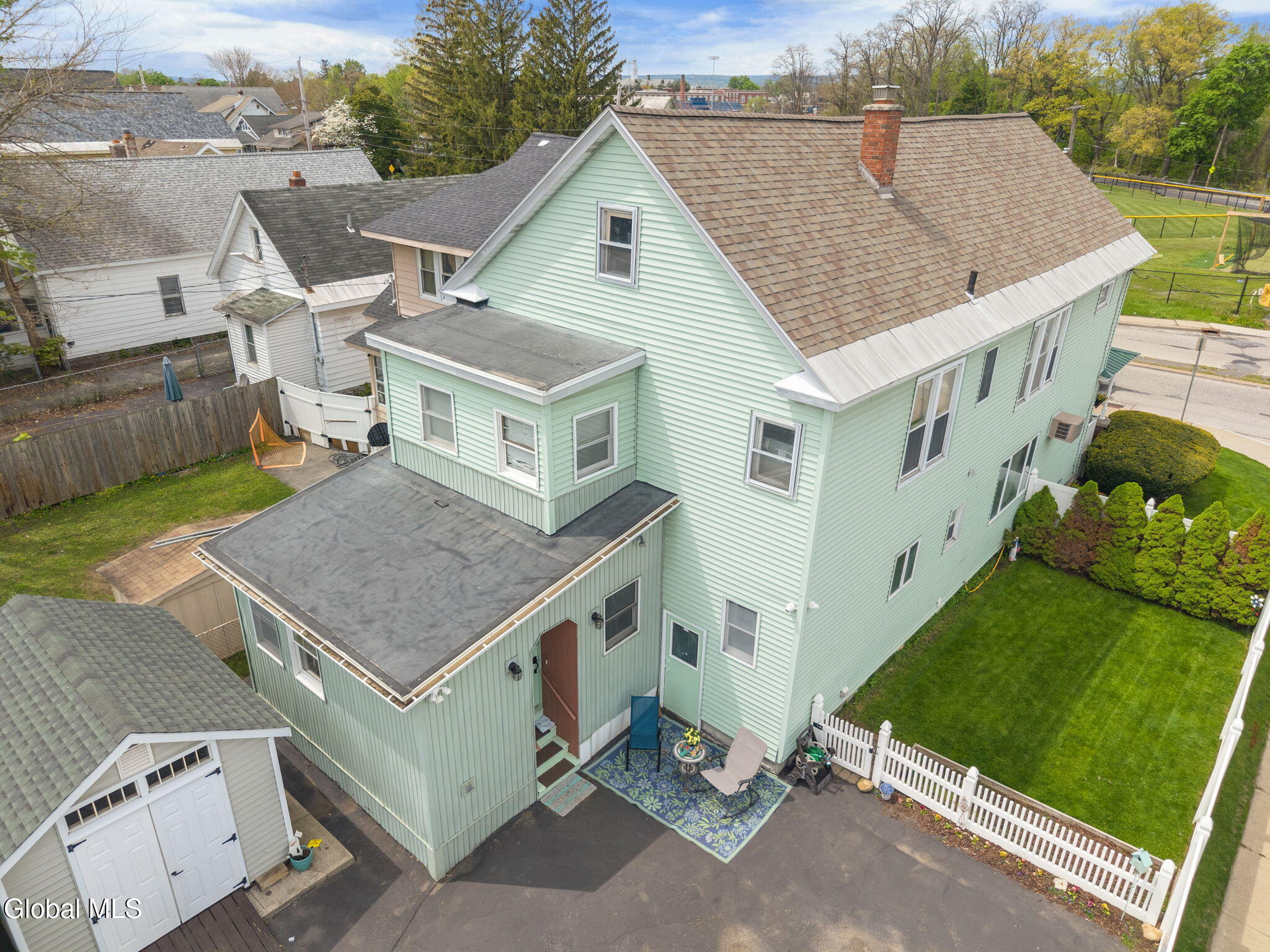 302-304 Michigan Avenue Schenectady NY 12303