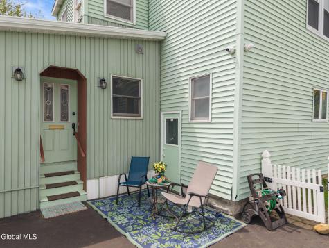 302-304 Michigan Avenue Schenectady NY 12303
