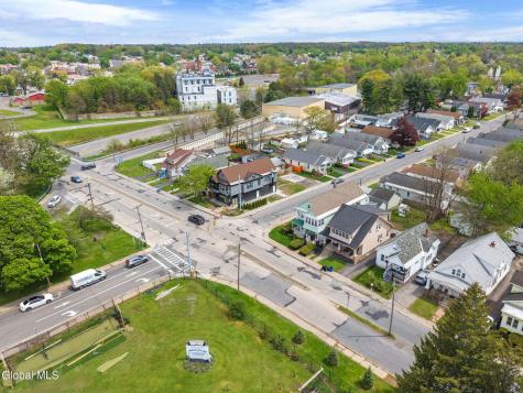 302-304 Michigan Avenue Schenectady NY 12303