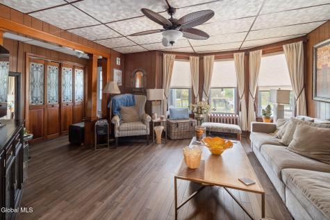 302-304 Michigan Avenue Schenectady NY 12303