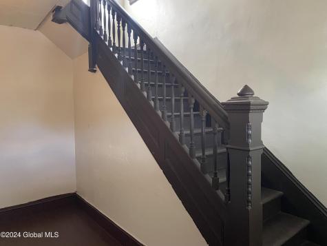 907 Delamont Avenue Schenectady NY 12307