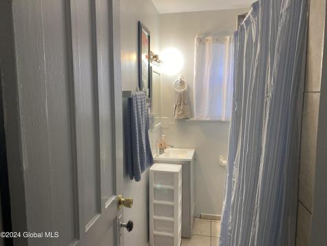 907 Delamont Avenue Schenectady NY 12307