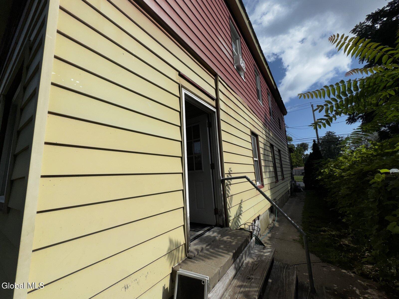 3014 Albany Street Schenectady NY 12304