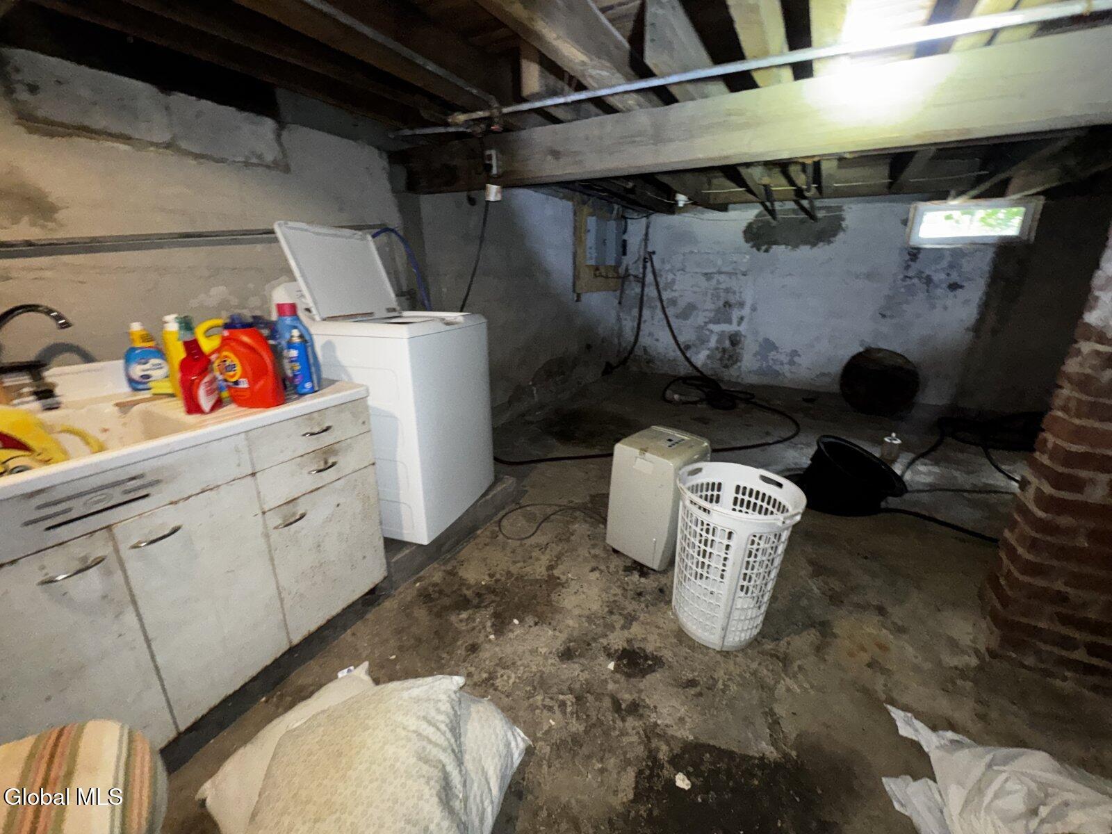 3014 Albany Street Schenectady NY 12304
